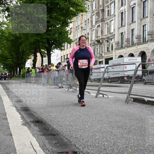 14.06.2026 - REWE Women's Run J. Mangold http://msf.ph/oto/9764805 14.06.2026 11:14:35 Ziel 5304 meine-sportfotos.de