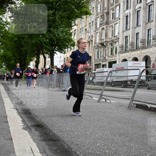 14.06.2026 - REWE Women's Run J. Mangold http://msf.ph/oto/9764823 14.06.2026 11:14:57 Ziel 5425 meine-sportfotos.de