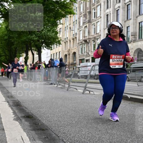 14.06.2026 - REWE Women's Run J. Mangold http://msf.ph/oto/9764888 14.06.2026 11:15:09 Ziel 5422, 5768, 5870 meine-sportfotos.de