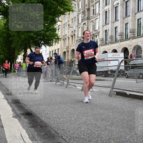 14.06.2026 - REWE Women's Run J. Mangold http://msf.ph/oto/9764930 14.06.2026 11:15:17 Ziel 5184, 5497, 5862 meine-sportfotos.de