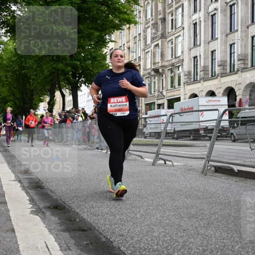 14.06.2026 - REWE Women's Run J. Mangold http://msf.ph/oto/9764939 14.06.2026 11:15:19 Ziel 5184, 5497, 5862 meine-sportfotos.de