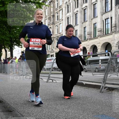14.06.2026 - REWE Women's Run J. Mangold http://msf.ph/oto/9765023 14.06.2026 11:16:09 Ziel 5269, 5636 meine-sportfotos.de