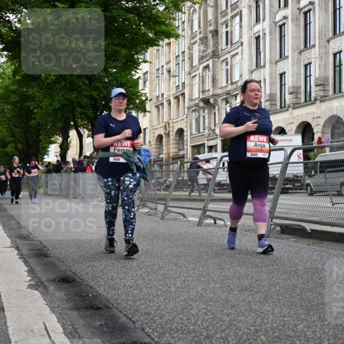 14.06.2026 - REWE Women's Run J. Mangold http://msf.ph/oto/9765043 14.06.2026 11:16:17 Ziel 5506, 5706 meine-sportfotos.de