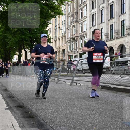 14.06.2026 - REWE Women's Run J. Mangold http://msf.ph/oto/9765047 14.06.2026 11:16:17 Ziel 5506, 5706 meine-sportfotos.de