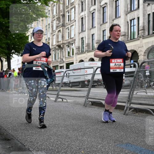 14.06.2026 - REWE Women's Run J. Mangold http://msf.ph/oto/9765058 14.06.2026 11:16:18 Ziel 5506, 5706 meine-sportfotos.de