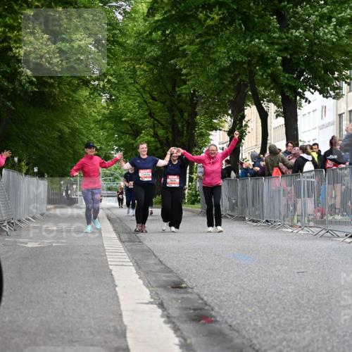 14.06.2026 - REWE Women's Run J. Mangold http://msf.ph/oto/9765137 14.06.2026 11:16:48 Ziel  meine-sportfotos.de