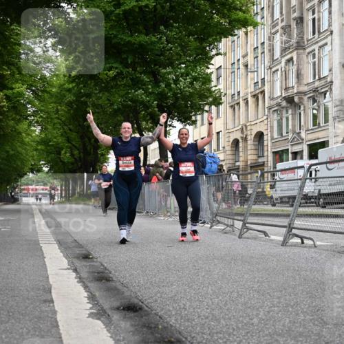 14.06.2026 - REWE Women's Run J. Mangold http://msf.ph/oto/9765217 14.06.2026 11:17:03 Ziel 5220, 6062, 6071 meine-sportfotos.de