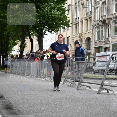 14.06.2026 - REWE Women's Run J. Mangold http://msf.ph/oto/9765249 14.06.2026 11:17:11 Ziel 5220, 5878, 6071 meine-sportfotos.de