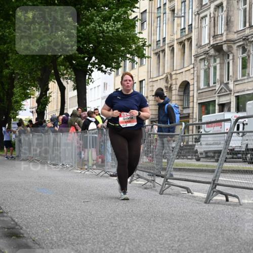 14.06.2026 - REWE Women's Run J. Mangold http://msf.ph/oto/9765252 14.06.2026 11:17:11 Ziel 5220, 5878, 6071 meine-sportfotos.de