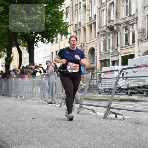 14.06.2026 - REWE Women's Run J. Mangold http://msf.ph/oto/9765259 14.06.2026 11:17:12 Ziel 5220, 5878, 6071 meine-sportfotos.de