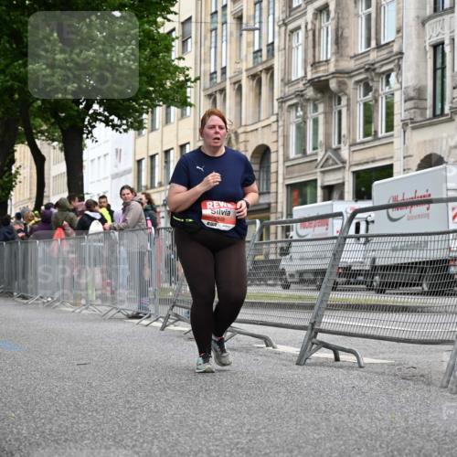 14.06.2026 - REWE Women's Run J. Mangold http://msf.ph/oto/9765261 14.06.2026 11:17:12 Ziel 5220, 5878, 6071 meine-sportfotos.de