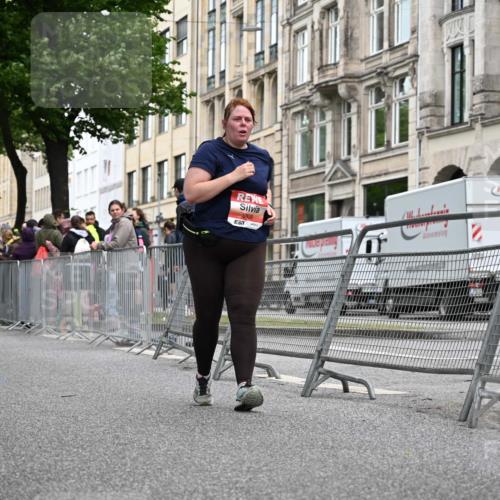 14.06.2026 - REWE Women's Run J. Mangold http://msf.ph/oto/9765265 14.06.2026 11:17:12 Ziel 5220, 5878, 6071 meine-sportfotos.de