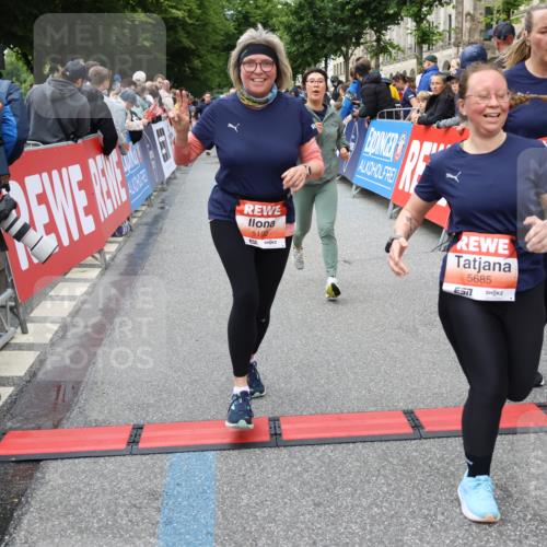 14.06.2026 - REWE Women's Run Strokosch-Dieckow http://msf.ph/oto/9765281 14.06.2026 11:02:24 Ziel 5027, 5049, 5192, 5261, 5310, 5511, 5514, 5561, 5608, 5685, 5689, 5882, 5932, 6060 meine-sportfotos.de