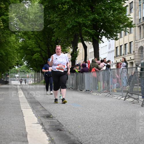 14.06.2026 - REWE Women's Run J. Mangold http://msf.ph/oto/9765297 14.06.2026 11:18:27 Ziel  meine-sportfotos.de