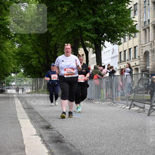 14.06.2026 - REWE Women's Run J. Mangold http://msf.ph/oto/9765305 14.06.2026 11:18:29 Ziel 5647 meine-sportfotos.de