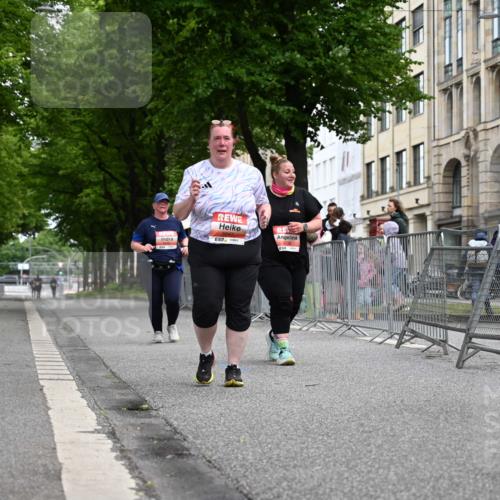 14.06.2026 - REWE Women's Run J. Mangold http://msf.ph/oto/9765310 14.06.2026 11:18:29 Ziel 5647 meine-sportfotos.de