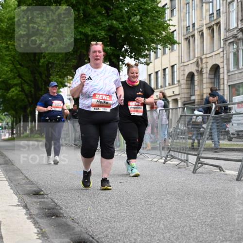 14.06.2026 - REWE Women's Run J. Mangold http://msf.ph/oto/9765316 14.06.2026 11:18:30 Ziel 5647 meine-sportfotos.de