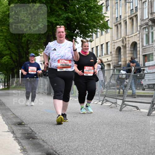 14.06.2026 - REWE Women's Run J. Mangold http://msf.ph/oto/9765319 14.06.2026 11:18:30 Ziel 5647 meine-sportfotos.de