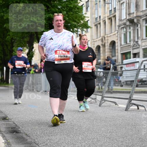 14.06.2026 - REWE Women's Run J. Mangold http://msf.ph/oto/9765327 14.06.2026 11:18:31 Ziel 5550, 5647, 5738 meine-sportfotos.de