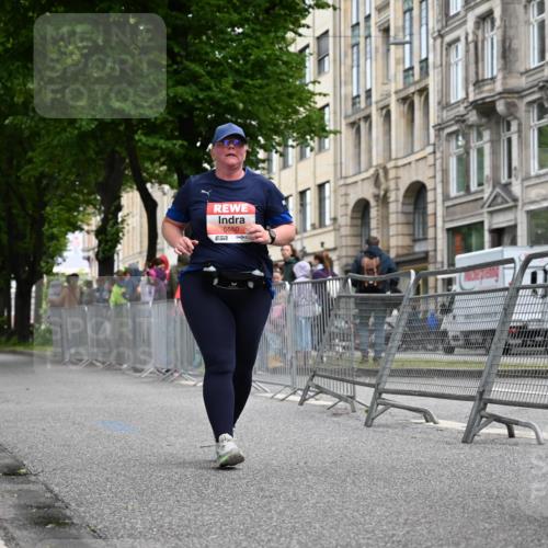14.06.2026 - REWE Women's Run J. Mangold http://msf.ph/oto/9765344 14.06.2026 11:18:34 Ziel 5550, 5647, 5738 meine-sportfotos.de
