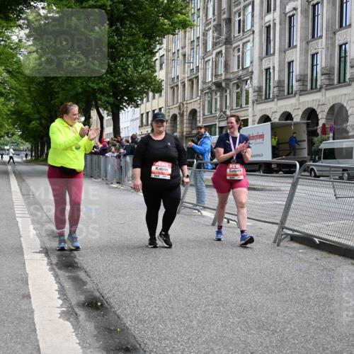 14.06.2026 - REWE Women's Run J. Mangold http://msf.ph/oto/9765362 14.06.2026 11:26:10 Ziel 5562 meine-sportfotos.de