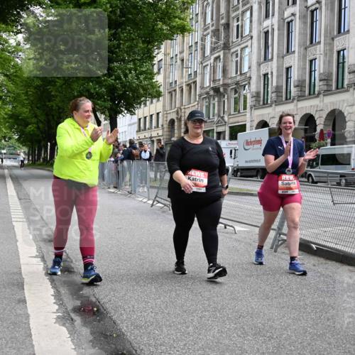 14.06.2026 - REWE Women's Run J. Mangold http://msf.ph/oto/9765369 14.06.2026 11:26:11 Ziel 5562 meine-sportfotos.de