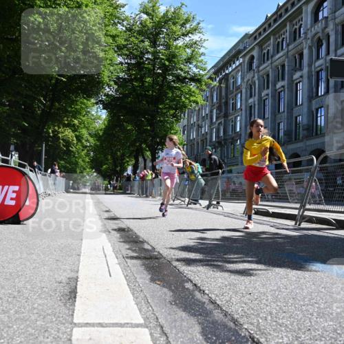 14.06.2026 - REWE Women's Run J. Mangold http://msf.ph/oto/9765384 14.06.2026 11:36:00 Ziel 169, 237, 307 meine-sportfotos.de