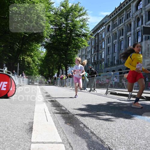 14.06.2026 - REWE Women's Run J. Mangold http://msf.ph/oto/9765387 14.06.2026 11:36:00 Ziel 169, 237, 307 meine-sportfotos.de