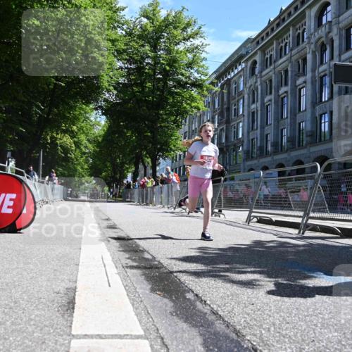 14.06.2026 - REWE Women's Run J. Mangold http://msf.ph/oto/9765389 14.06.2026 11:36:00 Ziel 169, 237, 307 meine-sportfotos.de