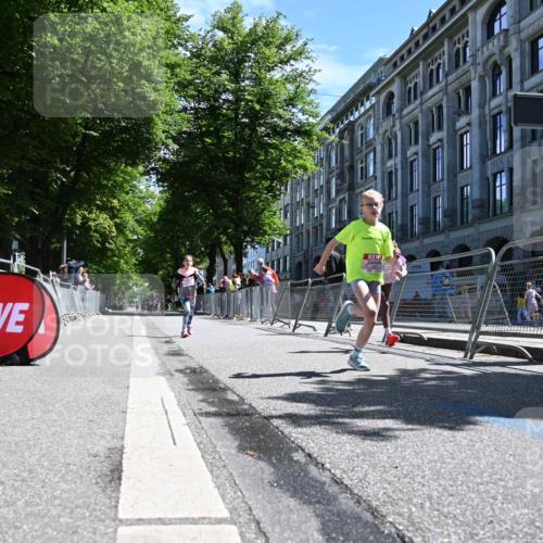 14.06.2026 - REWE Women's Run J. Mangold http://msf.ph/oto/9765407 14.06.2026 11:36:07 Ziel 106, 237, 263 meine-sportfotos.de