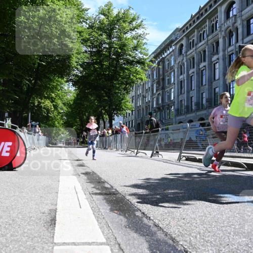 14.06.2026 - REWE Women's Run J. Mangold http://msf.ph/oto/9765412 14.06.2026 11:36:07 Ziel 106, 237, 263 meine-sportfotos.de