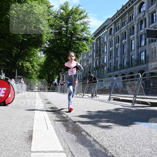 14.06.2026 - REWE Women's Run J. Mangold http://msf.ph/oto/9765422 14.06.2026 11:36:09 Ziel 106, 237, 263 meine-sportfotos.de