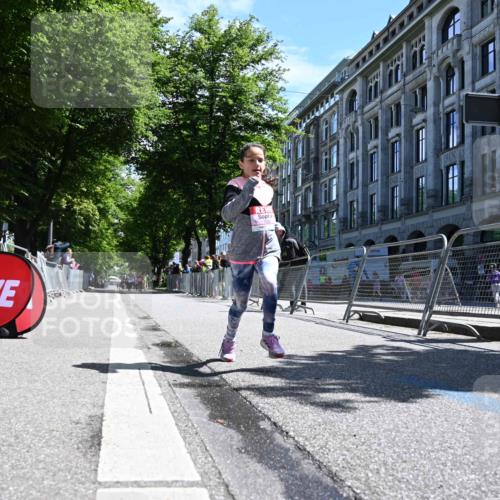 14.06.2026 - REWE Women's Run J. Mangold http://msf.ph/oto/9765423 14.06.2026 11:36:09 Ziel 106, 237, 263 meine-sportfotos.de