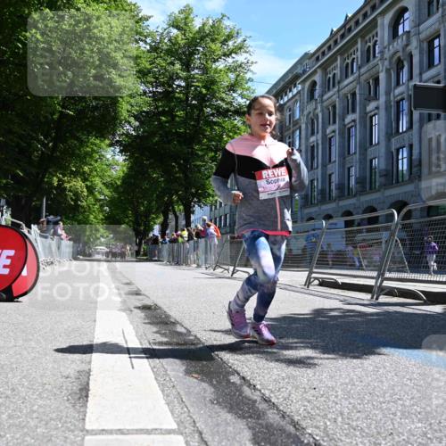14.06.2026 - REWE Women's Run J. Mangold http://msf.ph/oto/9765425 14.06.2026 11:36:09 Ziel 106, 237, 263 meine-sportfotos.de