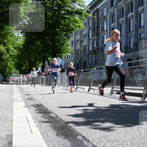 14.06.2026 - REWE Women's Run J. Mangold http://msf.ph/oto/9765614 14.06.2026 11:36:39 Ziel 136, 168, 193, 235, 251, 354, 359, 363 meine-sportfotos.de