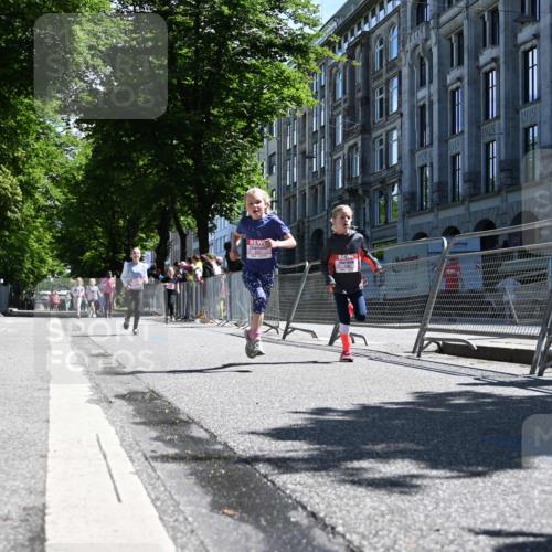 14.06.2026 - REWE Women's Run J. Mangold http://msf.ph/oto/9765621 14.06.2026 11:36:39 Ziel 136, 168, 193, 235, 251, 354, 359, 363 meine-sportfotos.de