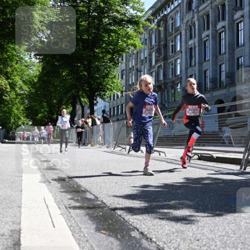 14.06.2026 - REWE Women's Run J. Mangold http://msf.ph/oto/9765627 14.06.2026 11:36:40 Ziel 136, 149, 168, 193, 235, 251, 313, 354, 359, 363 meine-sportfotos.de