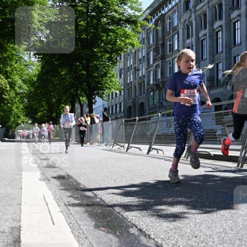 14.06.2026 - REWE Women's Run J. Mangold http://msf.ph/oto/9765635 14.06.2026 11:36:40 Ziel 136, 149, 168, 193, 235, 251, 313, 354, 359, 363 meine-sportfotos.de