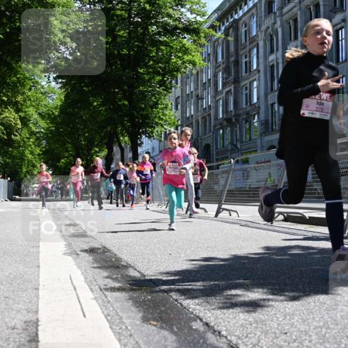 14.06.2026 - REWE Women's Run J. Mangold http://msf.ph/oto/9765804 14.06.2026 11:36:51 Ziel 108, 116, 123, 126, 142, 174, 175, 178, 183, 232, 265, 266, 277, 278, 352, 355 meine-sportfotos.de