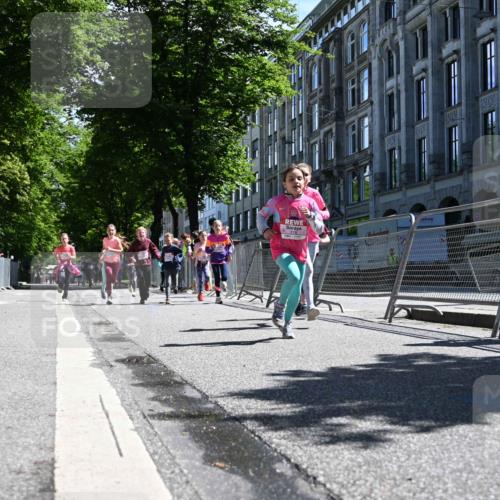 14.06.2026 - REWE Women's Run J. Mangold http://msf.ph/oto/9765811 14.06.2026 11:36:52 Ziel 108, 123, 126, 142, 174, 175, 178, 183, 232, 262, 265, 266, 277, 278, 352, 355 meine-sportfotos.de