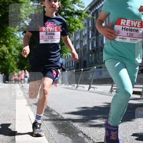 14.06.2026 - REWE Women's Run J. Mangold http://msf.ph/oto/9765910 14.06.2026 11:36:58 Ziel 107, 108, 123, 126, 140, 142, 174, 175, 207, 232, 262, 265, 266, 302, 350 meine-sportfotos.de