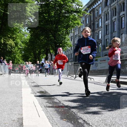 14.06.2026 - REWE Women's Run J. Mangold http://msf.ph/oto/9766034 14.06.2026 11:37:12 Ziel 101, 104, 111, 112, 131, 132, 164, 165, 167, 172, 176, 264, 314, 315, 334, 336, 344, 358 meine-sportfotos.de