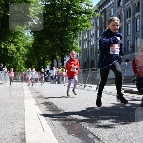 14.06.2026 - REWE Women's Run J. Mangold http://msf.ph/oto/9766038 14.06.2026 11:37:13 Ziel 101, 104, 111, 112, 131, 132, 141, 164, 165, 172, 173, 176, 179, 264, 314, 315, 334, 336, 339, 344, 358 meine-sportfotos.de