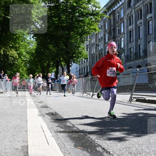 14.06.2026 - REWE Women's Run J. Mangold http://msf.ph/oto/9766054 14.06.2026 11:37:13 Ziel 101, 104, 111, 112, 131, 132, 141, 164, 165, 172, 173, 176, 179, 264, 314, 315, 334, 336, 339, 344, 358 meine-sportfotos.de