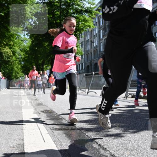 14.06.2026 - REWE Women's Run J. Mangold http://msf.ph/oto/9766126 14.06.2026 11:37:20 Ziel 101, 112, 119, 131, 141, 156, 164, 165, 172, 173, 179, 234, 248, 257, 264, 269, 292, 311, 323, 334, 339, 340, 344, 351 meine-sportfotos.de