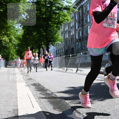 14.06.2026 - REWE Women's Run J. Mangold http://msf.ph/oto/9766135 14.06.2026 11:37:20 Ziel 101, 112, 119, 131, 141, 156, 164, 165, 172, 173, 179, 234, 248, 257, 264, 269, 292, 311, 323, 334, 339, 340, 344, 351 meine-sportfotos.de