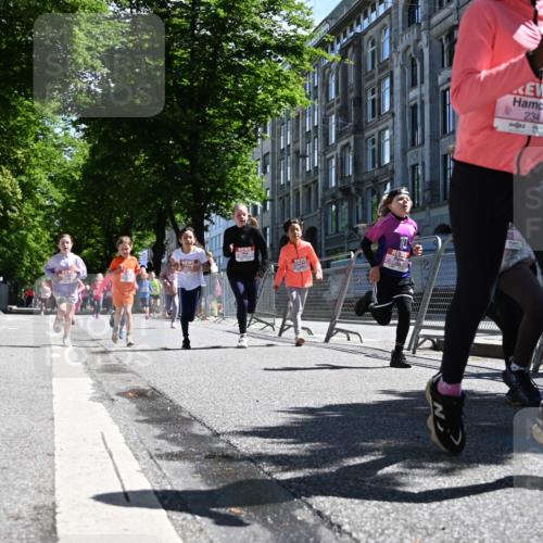 14.06.2026 - REWE Women's Run J. Mangold http://msf.ph/oto/9766160 14.06.2026 11:37:23 Ziel 119, 141, 154, 156, 159, 173, 179, 224, 225, 234, 248, 257, 269, 292, 311, 322, 323, 339, 340, 342, 343, 351 meine-sportfotos.de