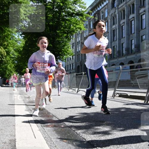 14.06.2026 - REWE Women's Run J. Mangold http://msf.ph/oto/9766185 14.06.2026 11:37:25 Ziel 119, 154, 156, 159, 206, 215, 224, 225, 234, 257, 269, 292, 311, 322, 323, 335, 340, 342, 343, 351, 361, 362 meine-sportfotos.de