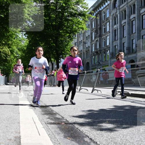 14.06.2026 - REWE Women's Run J. Mangold http://msf.ph/oto/9766646 14.06.2026 11:38:08 Ziel 139, 199, 210, 212, 240, 274, 279, 297, 300, 317, 327, 353 meine-sportfotos.de