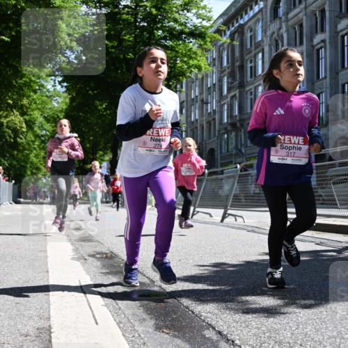 14.06.2026 - REWE Women's Run J. Mangold http://msf.ph/oto/9766657 14.06.2026 11:38:09 Ziel 139, 150, 199, 210, 240, 274, 279, 297, 300, 317, 327, 353 meine-sportfotos.de